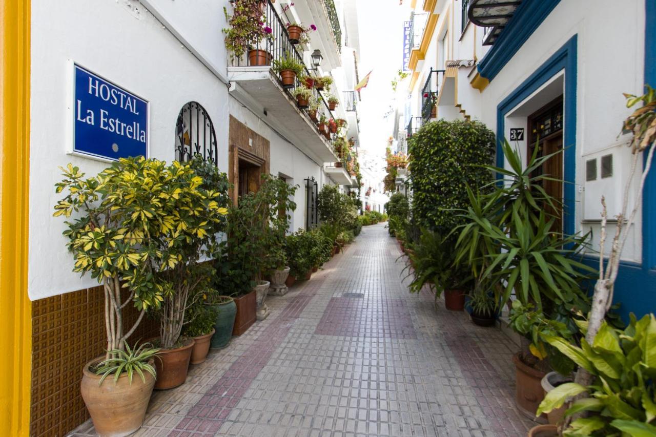 Hostal La Estrella Marbella Exterior foto